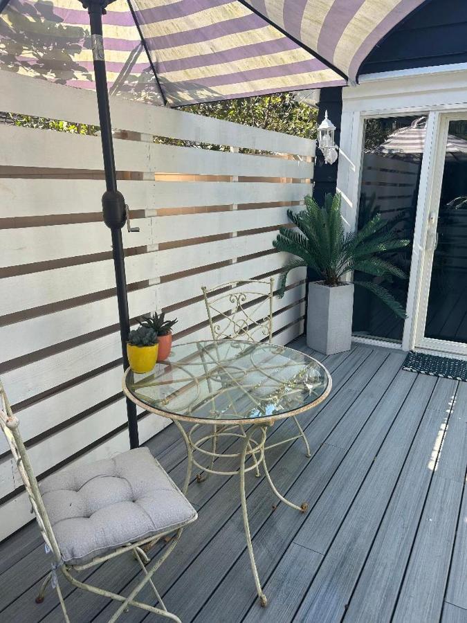 Adorable 1 Bedroom Cottage New York Bagian luar foto