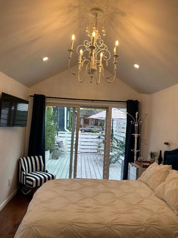 Adorable 1 Bedroom Cottage New York Bagian luar foto